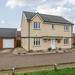 Rent 4 bedroom house in South East England