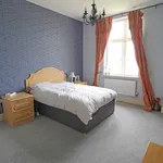 Rent 2 bedroom flat in  Hatton Park