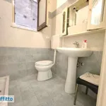 Affitto 2 camera appartamento di 75 m² in Palermo