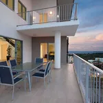 Rent 3 bedroom apartment in  Darwin City NT 800                        