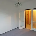 Pronajměte si 2 ložnic/e byt o rozloze 57 m² v Hradec Králové