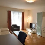 Miete 2 Schlafzimmer wohnung von 753 m² in Zurich