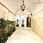 Rent 5 bedroom apartment of 250 m² in Novoli