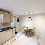 Rent 3 bedroom apartment in Wales