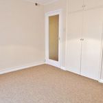 Rent 2 bedroom flat in South East England