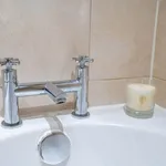 Rent 2 bedroom flat of 65 m² in Birmingham