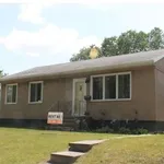  maison avec 3 chambre(s) en location à Edmonton