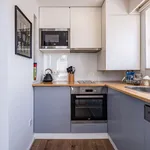 Rent 1 bedroom apartment of 30 m² in Porto