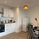 Rent 2 bedroom flat in Salford