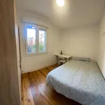 Rent 4 bedroom apartment in Bilbao