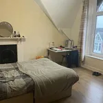 Rent 9 bedroom house in Wales