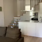 Rent 2 bedroom apartment of 92 m² in Porto