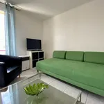 Appartement de 75 m² avec 4 chambre(s) en location à Lyon