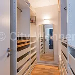 Rent 2 bedroom apartment of 107 m² in Hamburg