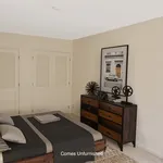 Rent 3 bedroom house of 204 m² in manhattan beach