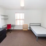 Rent 6 bedroom house in Leeds