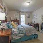 Rent 3 bedroom student apartment in Fort Wayne