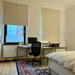 Miete 3 Schlafzimmer wohnung von 140 m² in Hanover