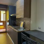 Rent 5 bedroom apartment of 80 m² in Napoli