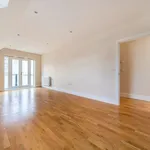 Rent 2 bedroom flat in London