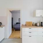 Miete 5 Schlafzimmer wohnung von 120 m² in Berlin