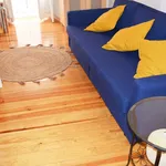 Rent 4 bedroom apartment of 50 m² in Lisboa