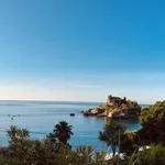 Rent 1 bedroom apartment of 35 m² in Taormina