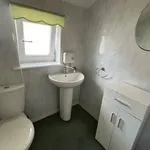 Rent 4 bedroom flat in Wales