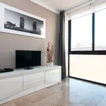 Rent 2 bedroom apartment of 646 m² in Barcelona