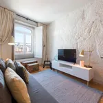 Rent 1 bedroom apartment in Porto