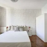 Rent a room in lisbon