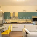 Rent 2 bedroom apartment of 75 m² in Milano