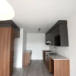 Appartement de 1054 m² avec 4 chambre(s) en location à Sherbrooke