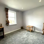 Rent 3 bedroom flat in Scotland