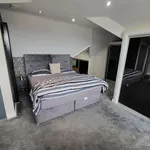 Rent 4 bedroom house in Wales