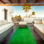 Rent 6 bedroom house of 1800 m² in Marbella