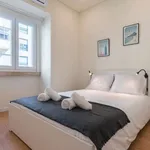 Rent 2 bedroom apartment of 75 m² in lisbon