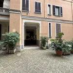 Rent 4 bedroom apartment of 152 m² in Milan