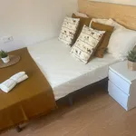 Alquilar 4 dormitorio apartamento en Valencia