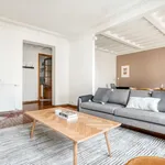 Appartement de 904 m² avec 2 chambre(s) en location à Paris