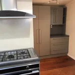 Rent 4 bedroom house in Wellington