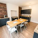 Rent 8 bedroom house in Leeds