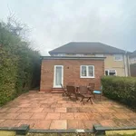 Rent 6 bedroom flat in South East England