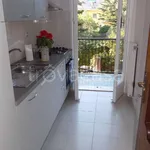 Rent 4 bedroom apartment of 65 m² in Genova