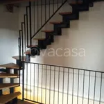 Rent 4 bedroom house of 80 m² in Adria