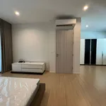 Rent 3 bedroom house of 230 m² in Krung Thep Maha Nakhon