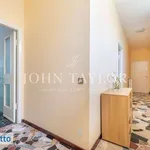 Rent 2 bedroom house of 65 m² in Milan