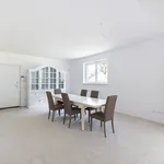 Rent 5 bedroom house of 240 m² in Rome