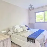 Rent 3 bedroom apartment of 70 m² in Biarritz