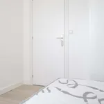 Rent a room of 65 m² in madrid